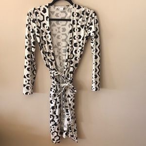 NWOT DVF wrap dress - size 0